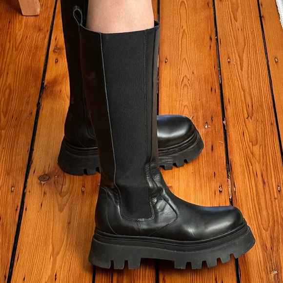 ALOHAS Go Getter Leather Tall Platform Chelsea Boot Black Women’s 8 - Picture 5 of 11